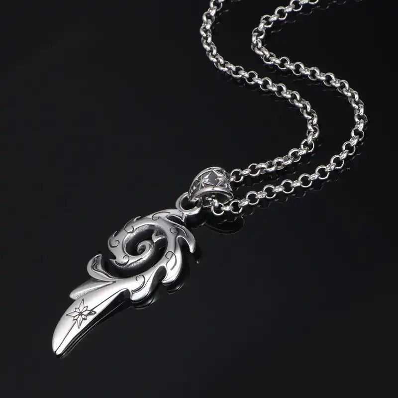 Stainless Steel Vintage Pendant Necklace / 25003030
