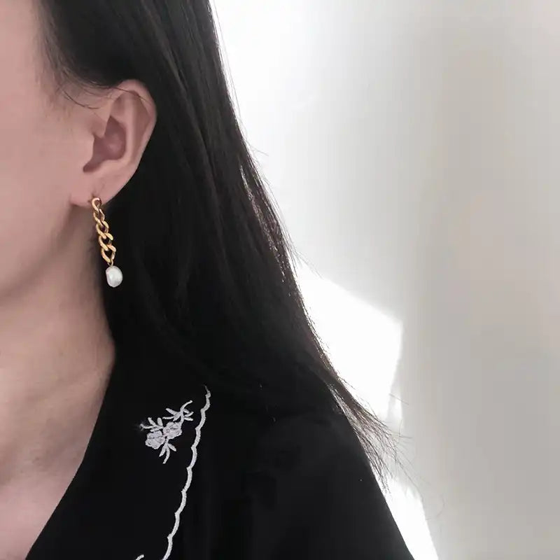 18K Gold PVD Stainless Steel Chain earrings with Pearl / 25104010