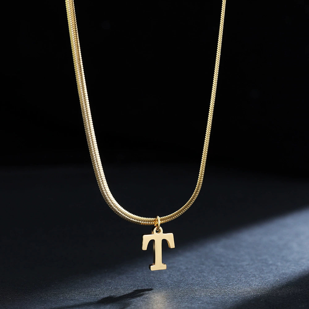 18K Gold PVD Stainless Steel Letter Initial Pendant Necklace / KN1026