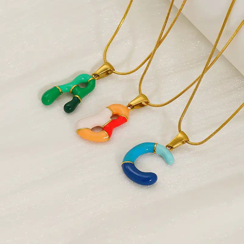 18K Gold PVD Stainless Steel Letter Initial Pendant Necklace / 25005006