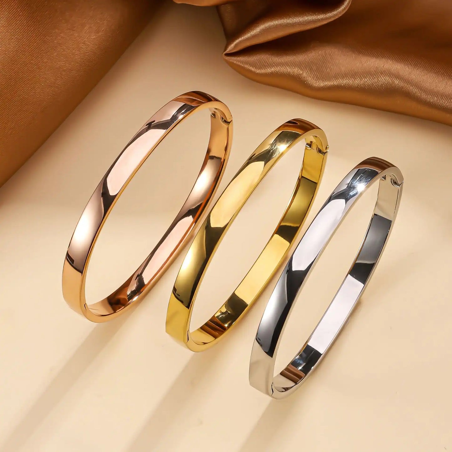 18K Gold PVD Titanium steel 6mm curved Minimalist bracelet / 25303078