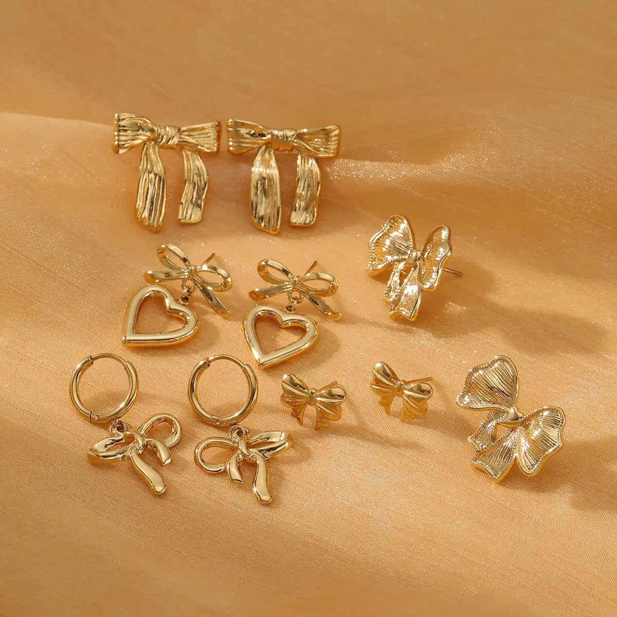 1 Pair 18K Gold PVD stainless steel bow design titanium steel earrings / 25104011