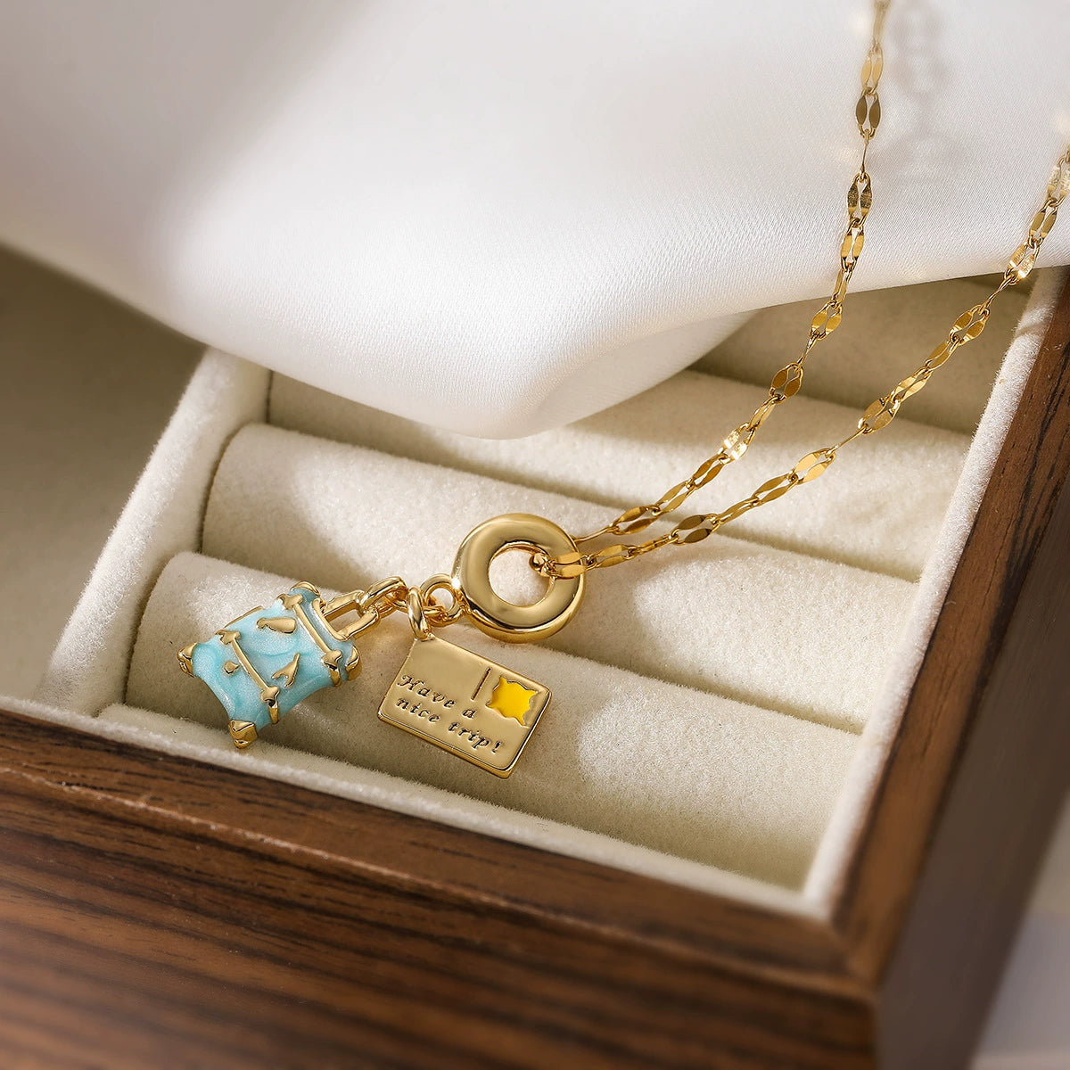 Gold Plated Copper Irregular Polygon Pendant Necklace / KN1032