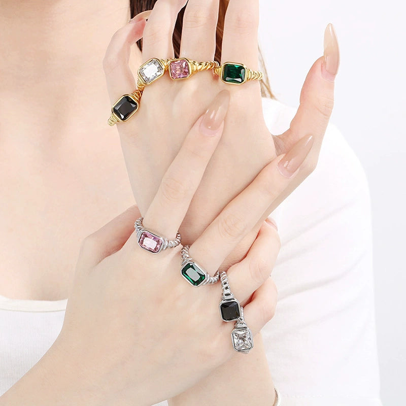 Gold Plated Stainless Steel Glass Gemstone Solitaire Ring / KR0011