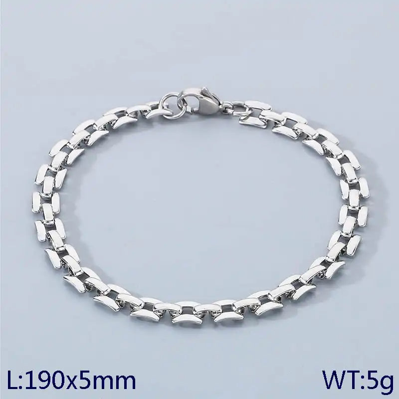 Hollow-out titanium steel bracelet. / 25303072