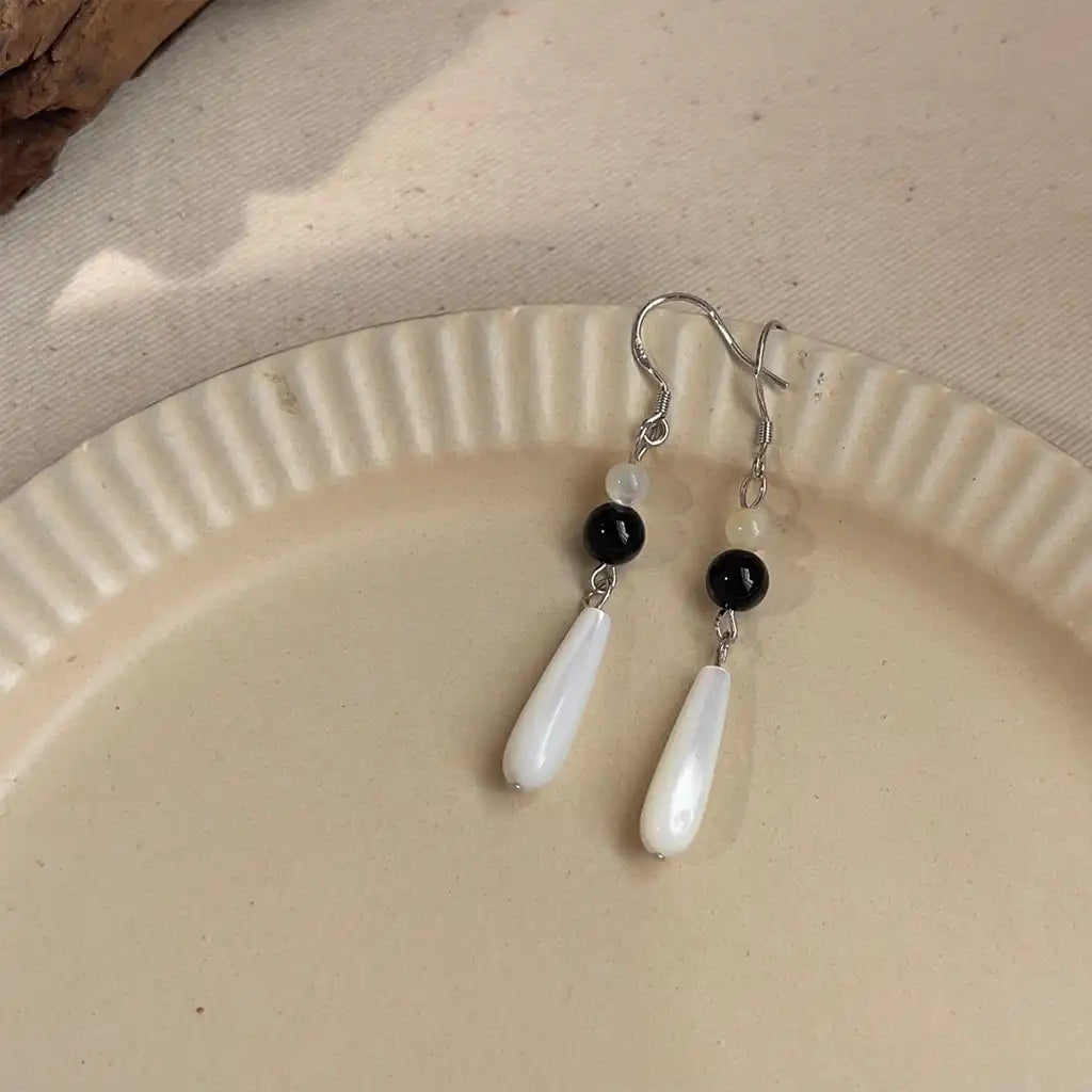 1 Pair Vintage Agate White Shell Dangle Earrings / KE0017