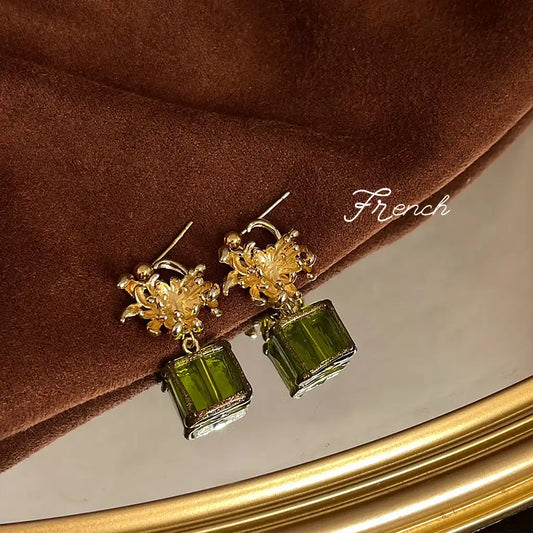 1 Pair Sterling Silver Women Exaggerated Luxury Vintage Drop Earrings Wholesale / KE3015