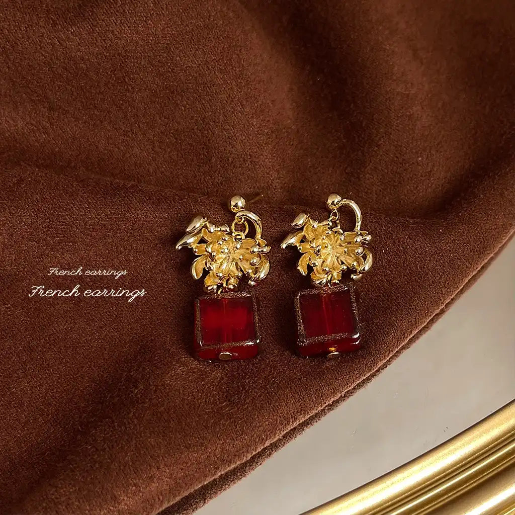1 Pair Sterling Silver Women Exaggerated Luxury Vintage Drop Earrings Wholesale / KE3016