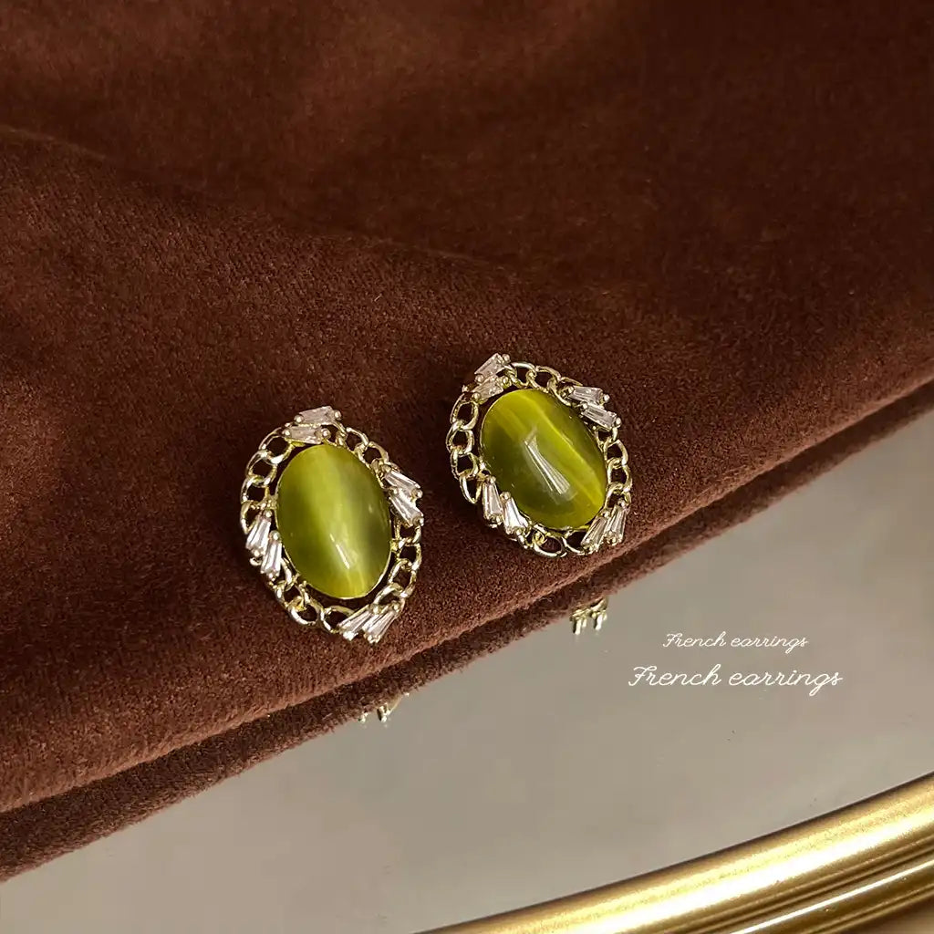 1 Pair Sterling Silver Women Exaggerated Luxury Vintage Stud Earrings Wholesale / KE3029