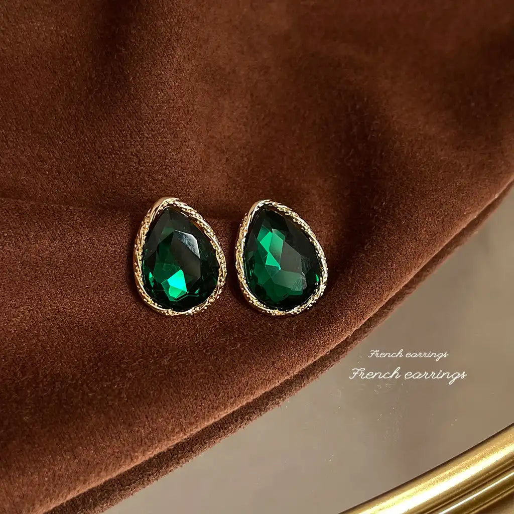 1 Pair Sterling Silver Women Exaggerated Luxury Vintage Stud Earrings Wholesale / KE3046