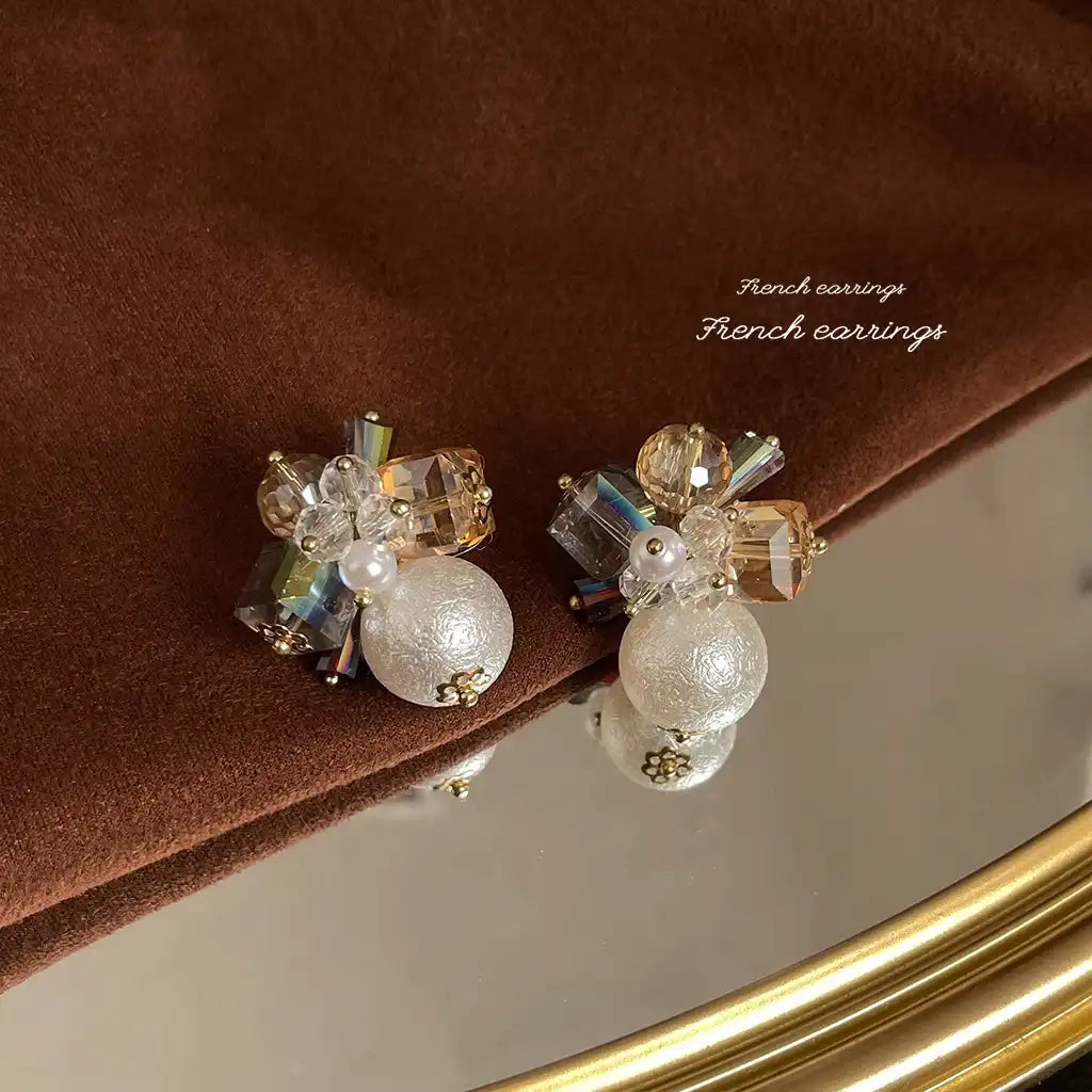 1 Pair Sterling Silver Women Exaggerated Luxury Vintage Stud Earrings Wholesale / KE3052