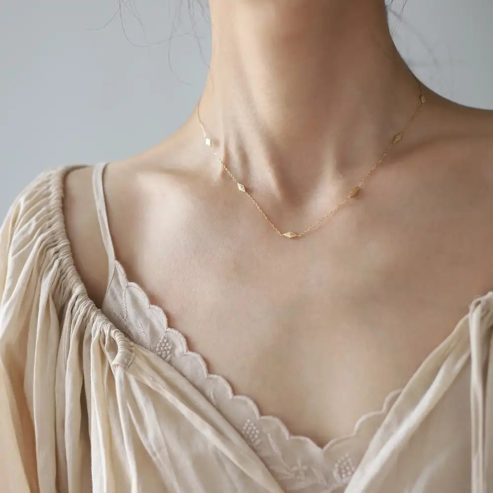 Nepalese-style handcrafted rhombus pendant Chain necklace / 25004005