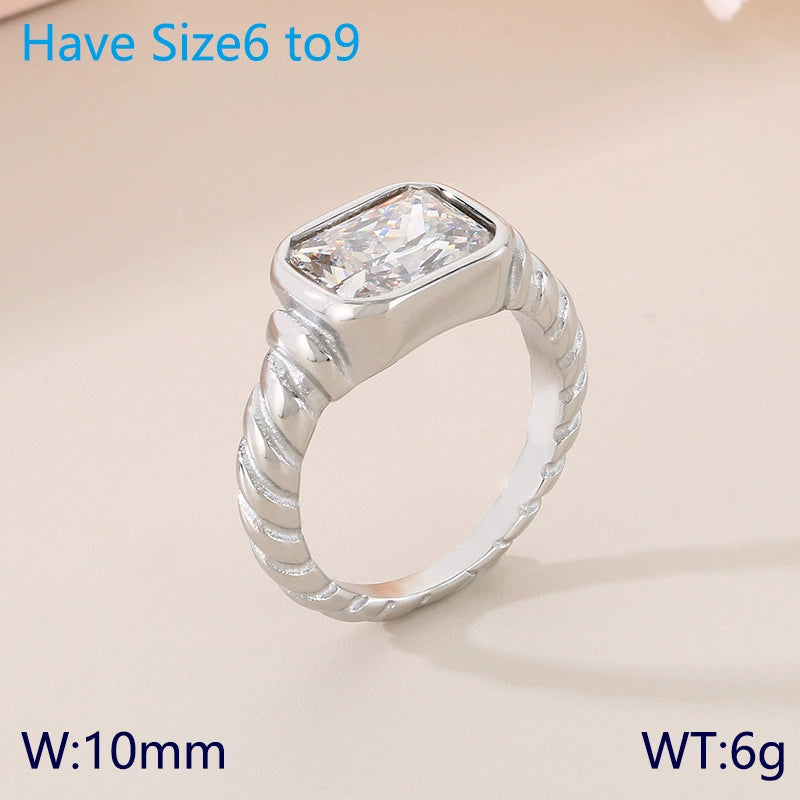 Stainless Steel Glass Gemstone Solitaire Ring / KR0010
