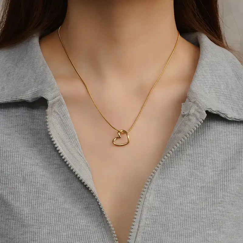 Stainless Steel Love Pendant necklace / 25004042