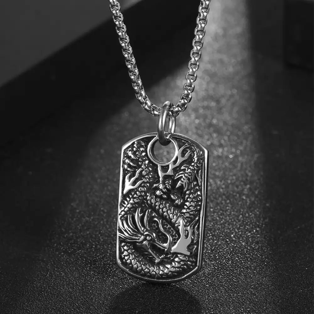 Stainless Steel Vintage Pendant Necklace / 25003032
