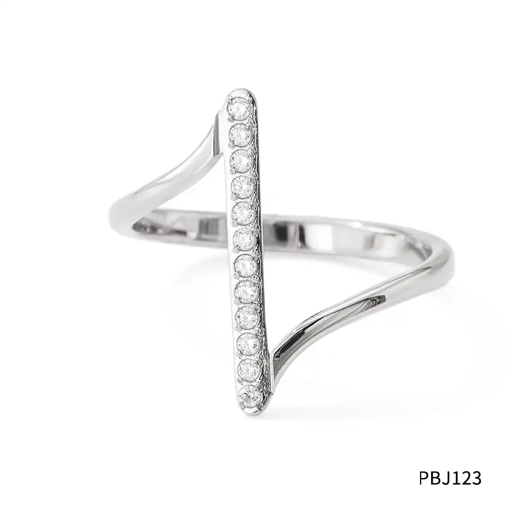 Stainless Steel Wave Micro-Inlaid Zirconia Ring / 25204015