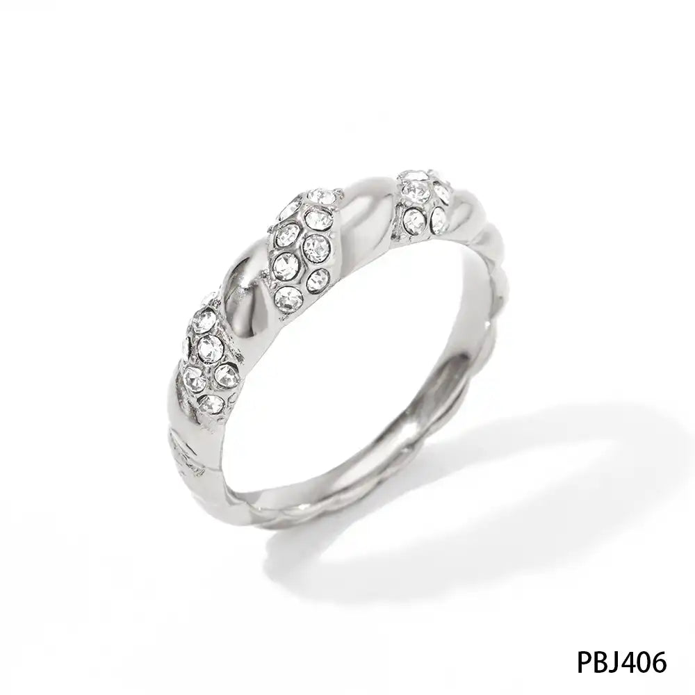 Stainless steel Gold PVD Vintage twisted thread Rhinestone inlay ring / 25204011