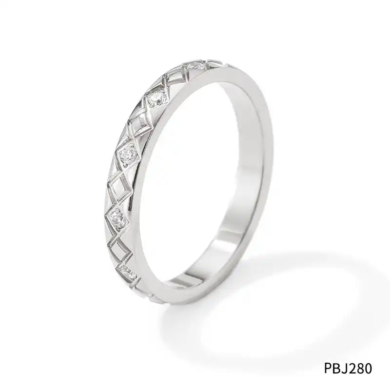 Stainless steel Rhinestone ring for women classic geometric diamond pattern / 25204014