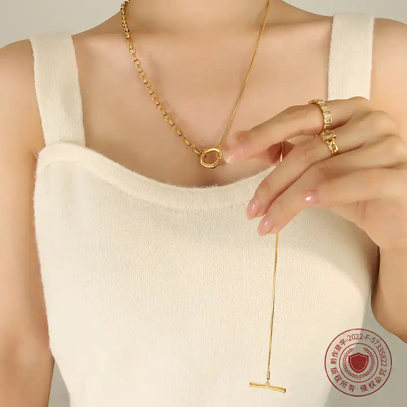 Women's Stainless Steel Pendant Necklace / 25005001