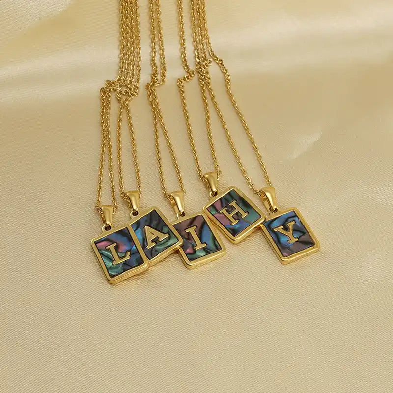18K Gold PVD Stainless Steel Letter Initial Pendant Necklace / 25005005