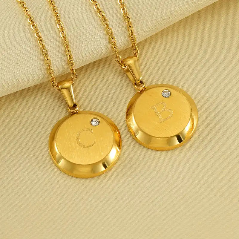 18K Gold PVD Stainless Steel Letter Initial Pendant Necklace / 25005005