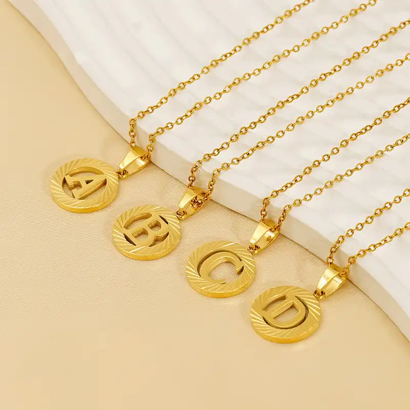 18K Gold PVD Stainless Steel Letter Initial Pendant Necklace / 25005005