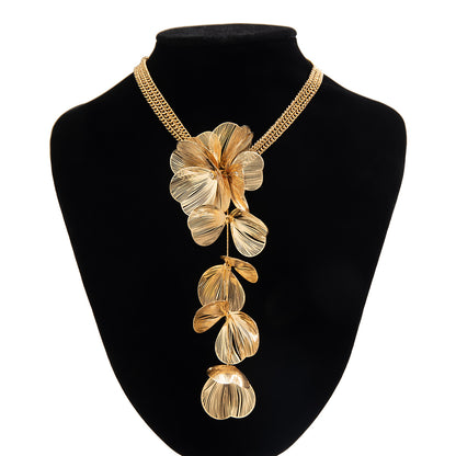 Alloy Chain GinkGo Leaf Flower Necklace