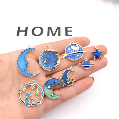 Various Color Moon Star Design Jewelry Making Alloy Pendants (pack of 8)