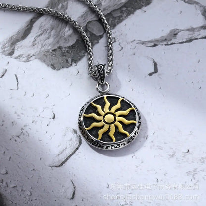 Stainless Steel Vintage Pendant Necklace / 25003030