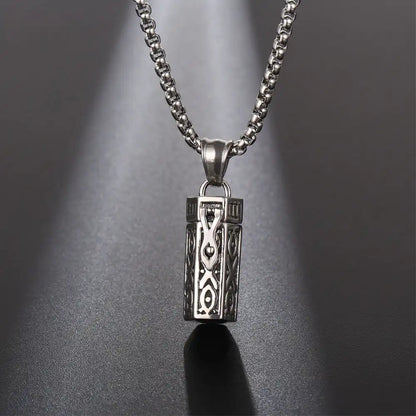 Stainless Steel Vintage Pendant Necklace / 25003030