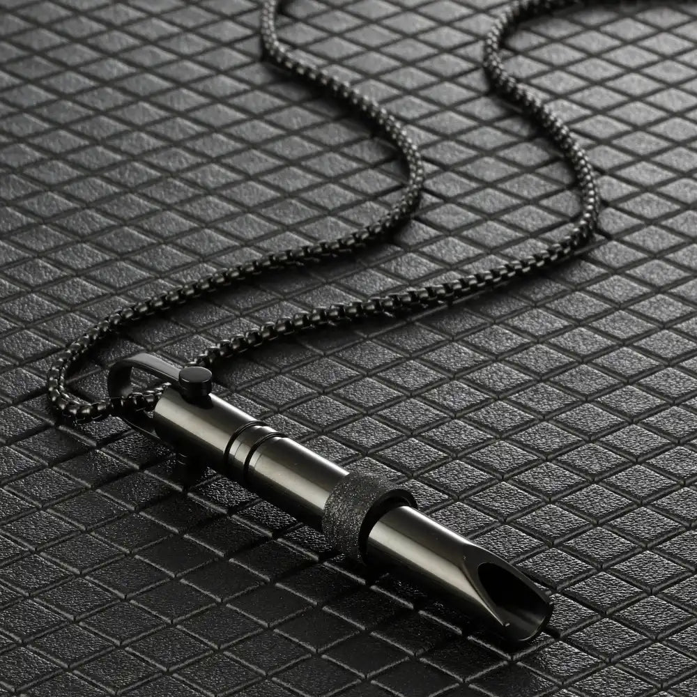 Stainless Steel Minimalist Pendant Necklace / 25005002