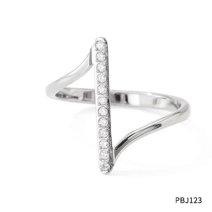 Stainless Steel Wave Micro-Inlaid Zirconia Ring / 25204015
