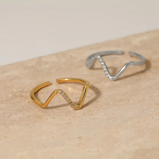 Stainless steel Rhinestone Inlay Minimalist Wave Ring / 25204016