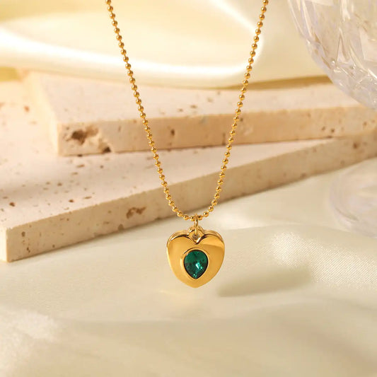 Stainless steel Green Diamond Inlay heart pendant Beaded necklace / 25003048