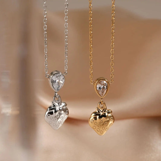 Stainless steel Zircon waterdrop strawberry heart pendant necklace / 25003056