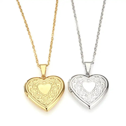 Stainless steel heart-patterned photo frame pendant Locket necklace / 25003050