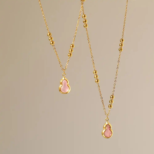 Vintage Pink Shell Gourd Pendant Necklace for Women / 25004001