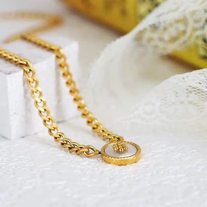 Vintage button geometric round white shell Rhinestone Inlay Pendant necklace / 25004038